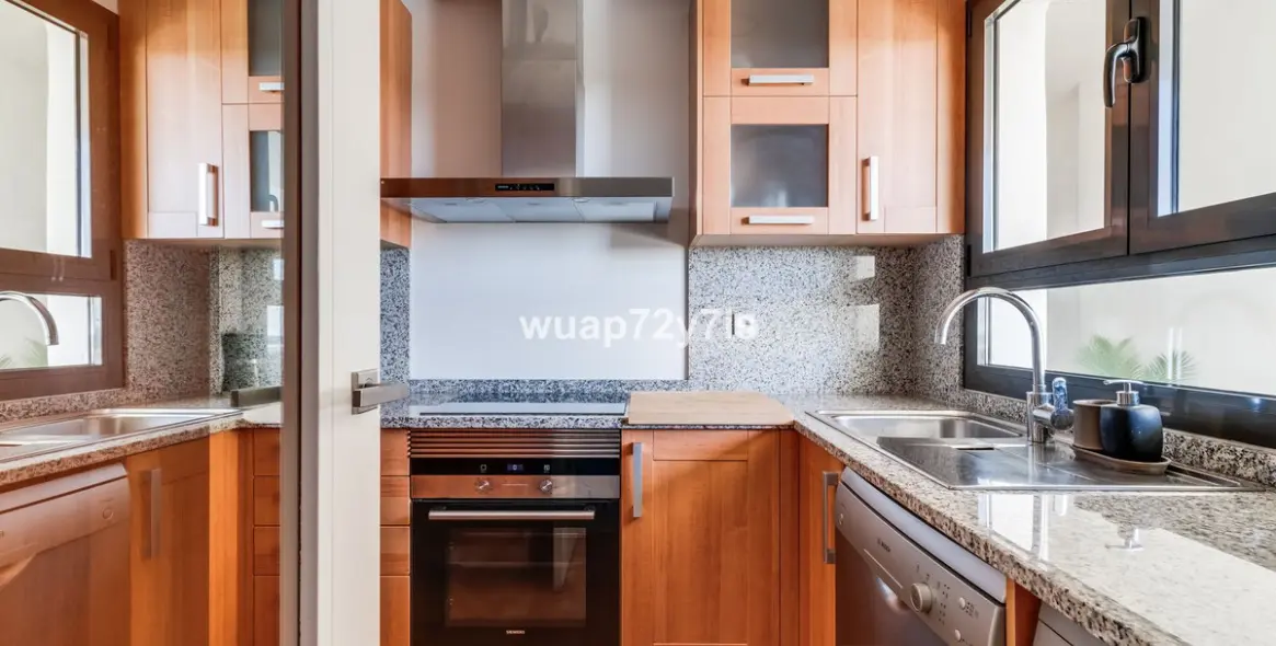 Продажа апартаментов на среднем этаже в Selwo 14