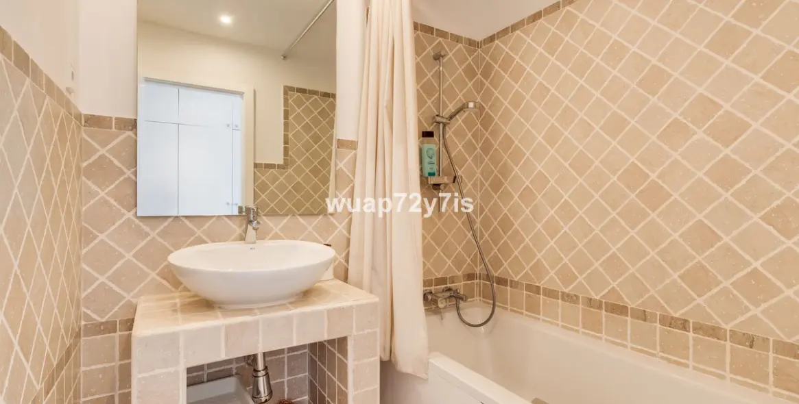 Продажа апартаментов на среднем этаже в Selwo 22