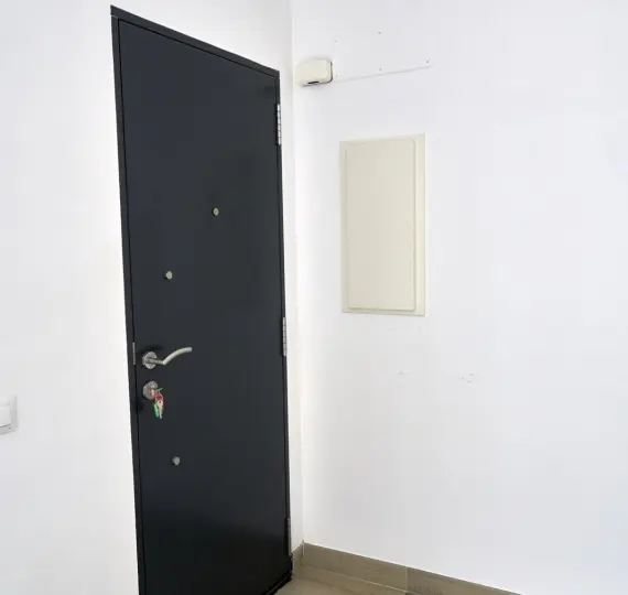 Апартаменты на первом этаже R5063128