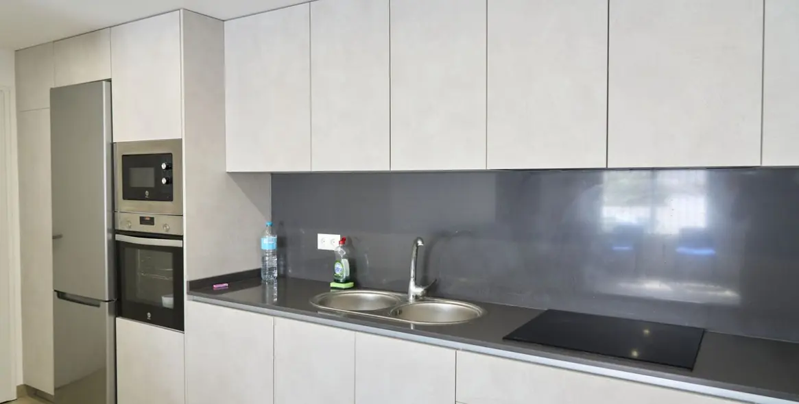 Продажа апартаментов на первом этаже в Estepona (район Estepona) 5