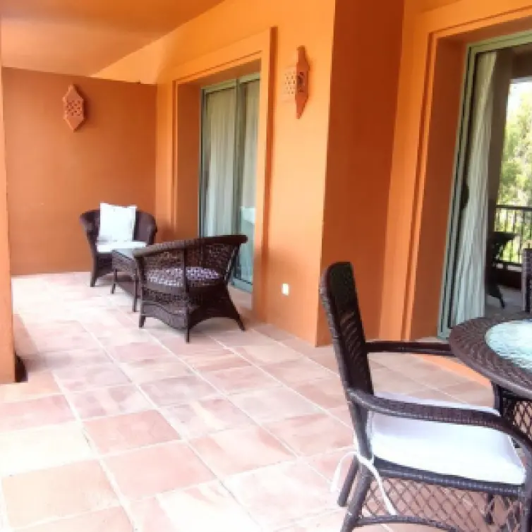 Sale of middle floor apartment in Atalaya