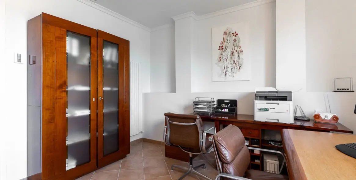 Продажа апартаментов на среднем этаже в La Mairena 20