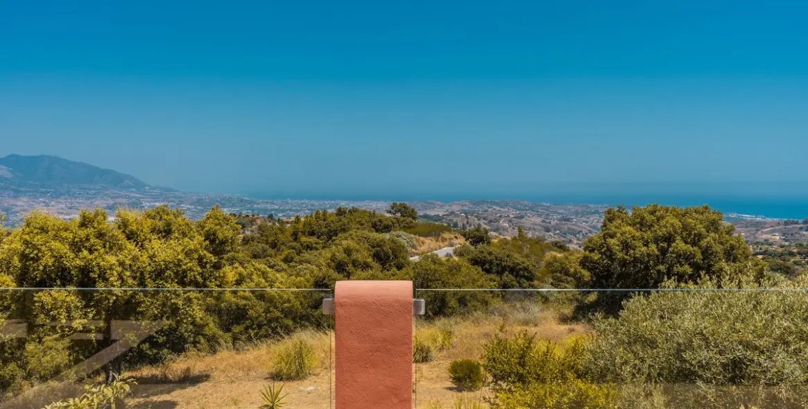 Продажа апартаментов на среднем этаже в La Mairena 28