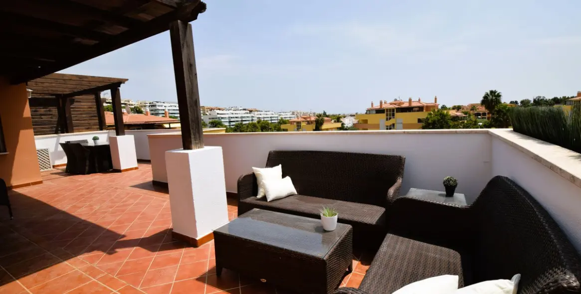 Sale of penthouse in La Cala de Mijas 1