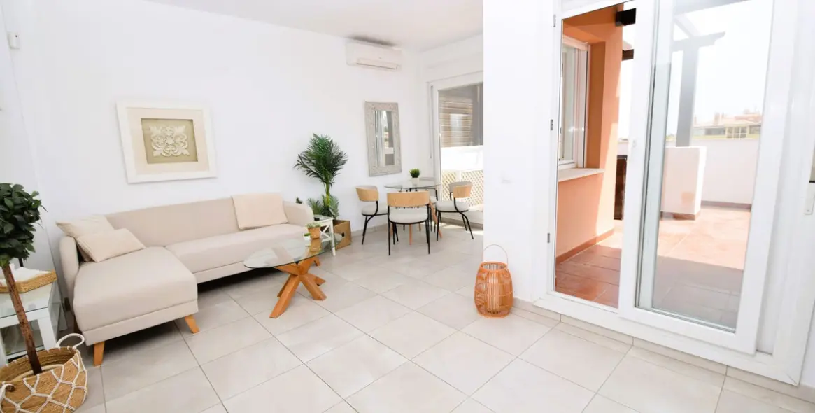 Sale of penthouse in La Cala de Mijas 3