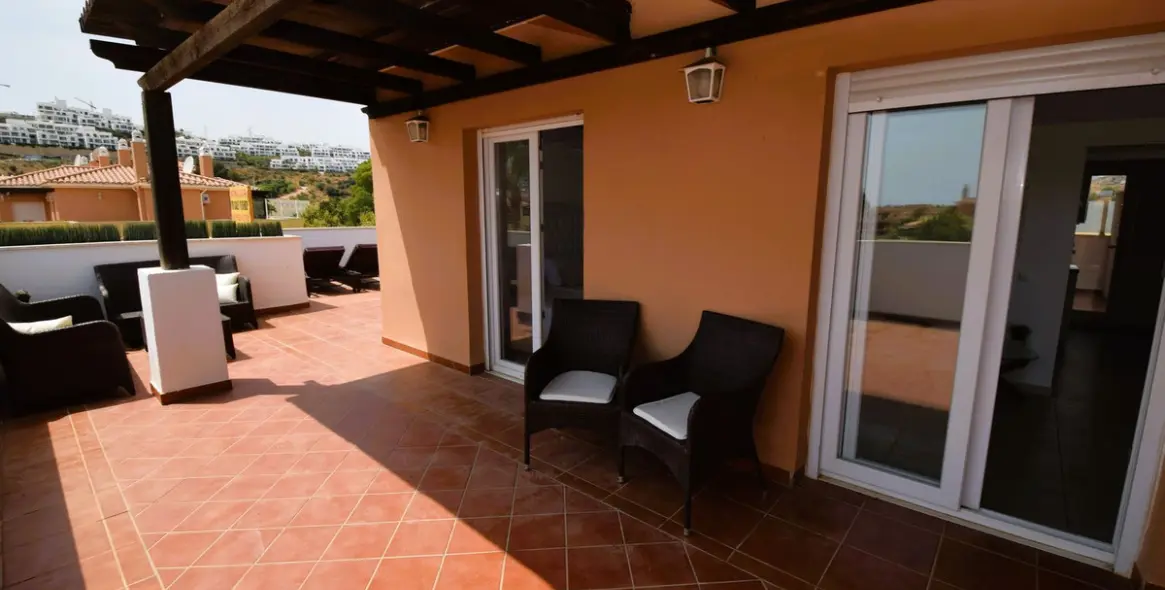 Sale of penthouse in La Cala de Mijas 4