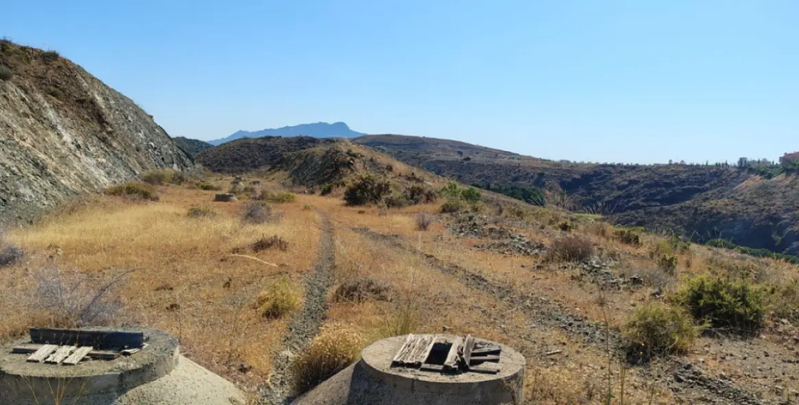 Venta de parcela residencial en Cancelada 3