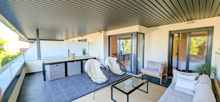 Sale of middle floor apartment in Los Flamingos 0