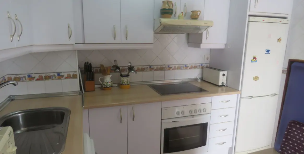 Sale of penthouse in Calahonda 14