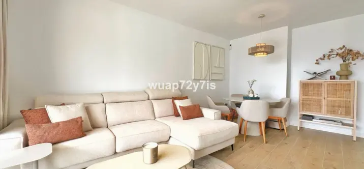 Sale of ground floor apartment in Estepona 1