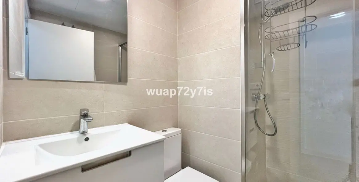 Sale of ground floor apartment in Estepona 16