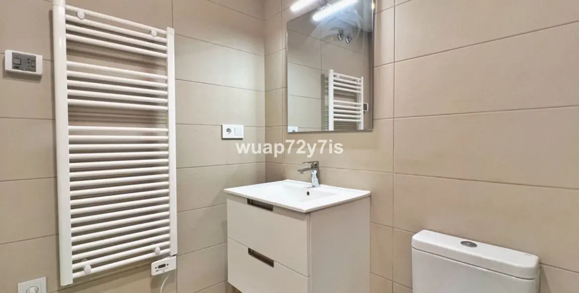 Sale of ground floor apartment in Estepona 19