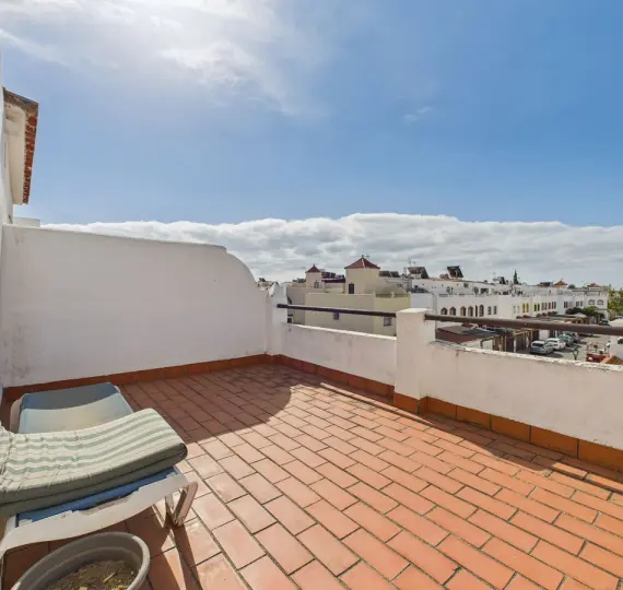 Sale of townhouse in Estepona