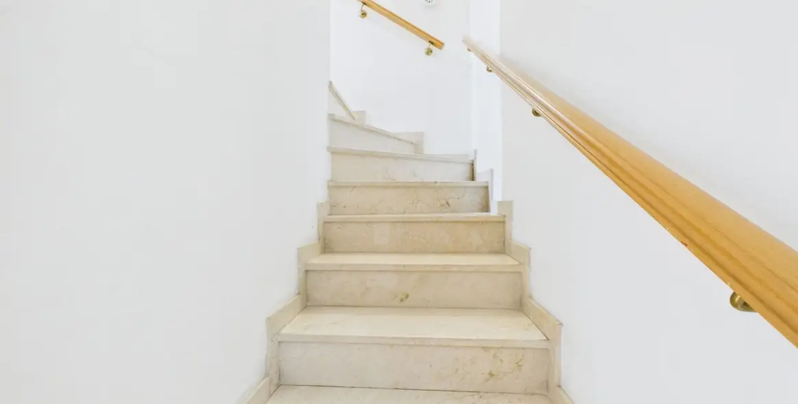 Sale of townhouse in Estepona 8