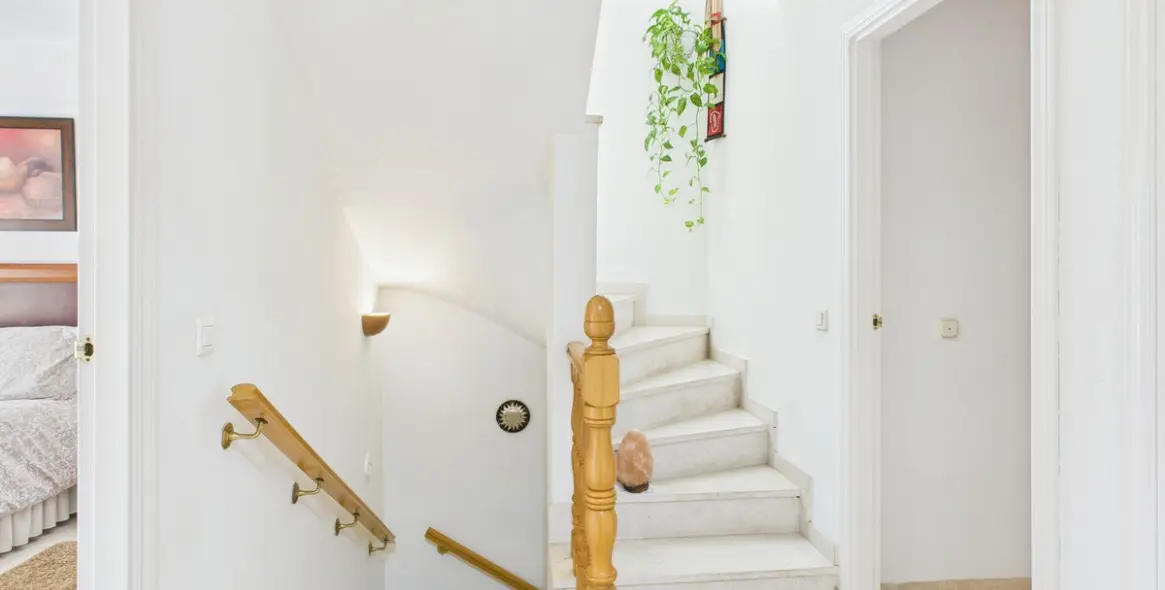 Sale of townhouse in Estepona 17