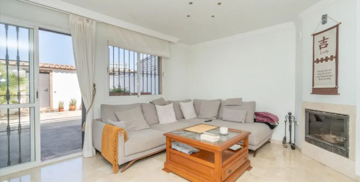 Sale of townhouse in Estepona 27