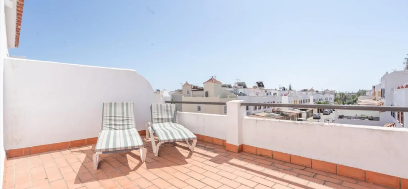 Venta de adosado en Estepona 1