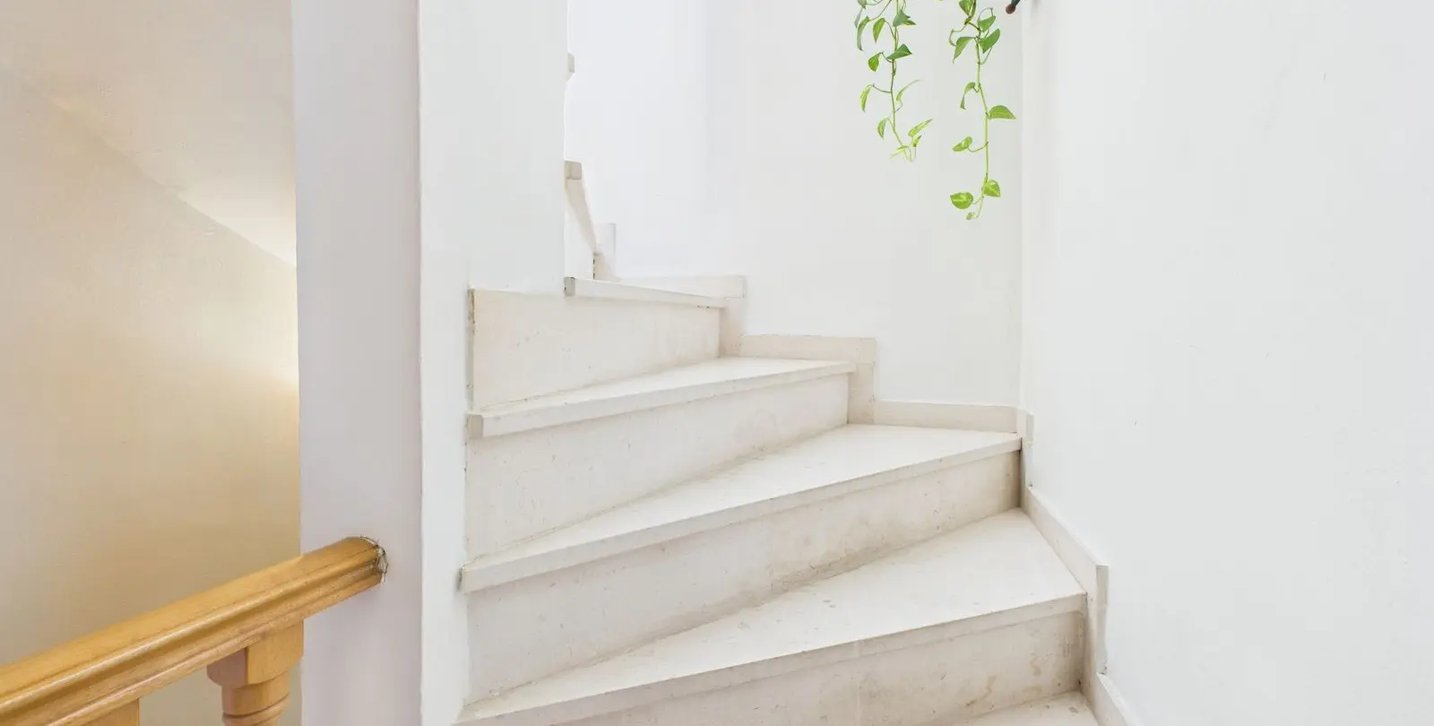 Sale of townhouse in Estepona 18