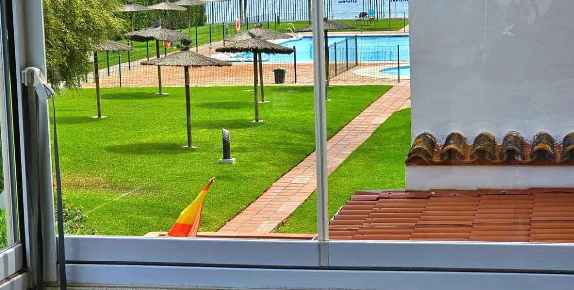 Sale of duplex in Estepona 2