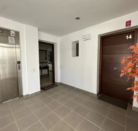 Sale of middle floor apartment in Casares