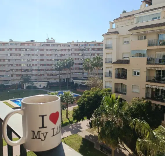 Middle floor apartment R5167150