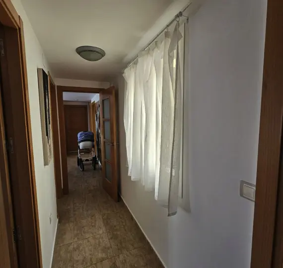 Middle floor apartment R5167150