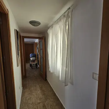 Sale of middle floor apartment in Estepona