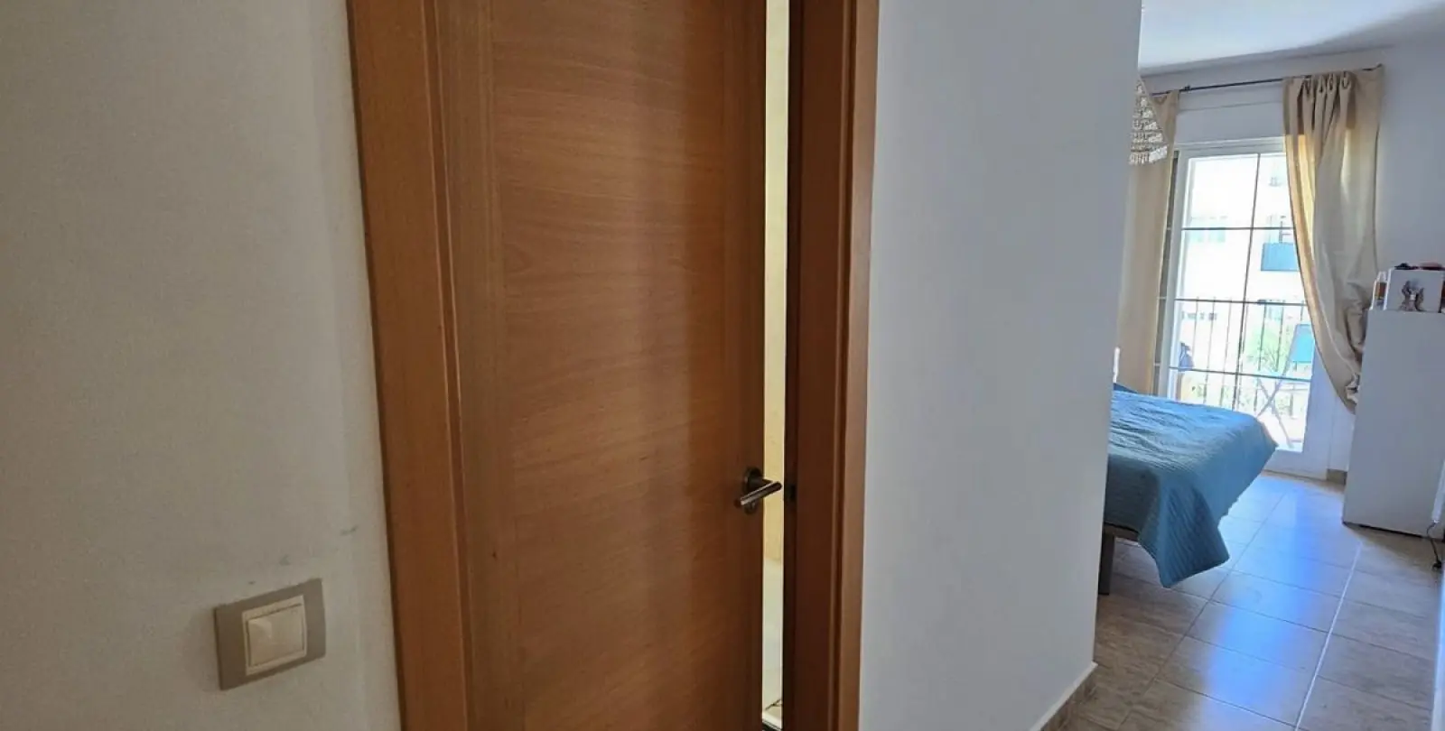 Продажа апартаментов на среднем этаже в Estepona 5