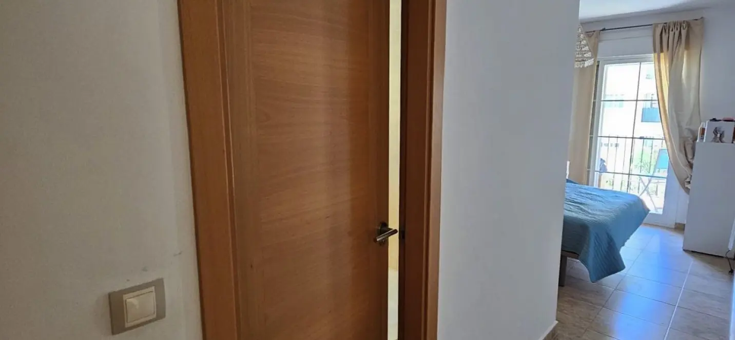 Продажа апартаментов на среднем этаже в Estepona 4