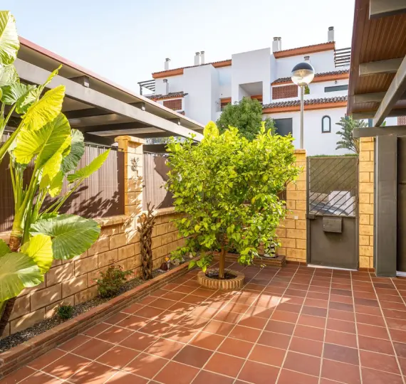 Sale of townhouse in Cancelada