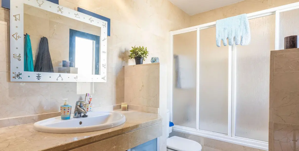 Sale of townhouse in Cancelada 15