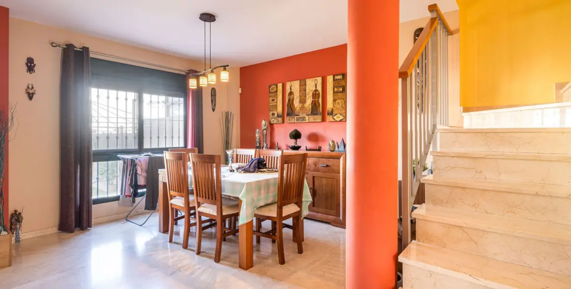 Sale of townhouse in Cancelada 16