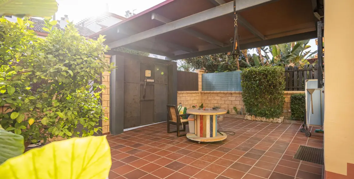 Sale of townhouse in Cancelada 20