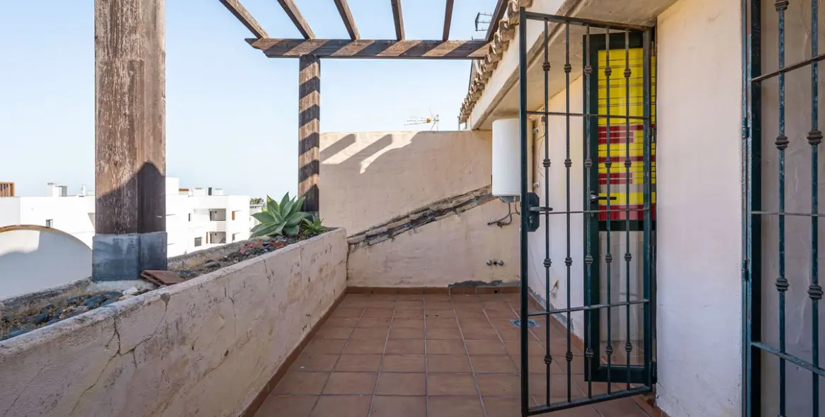 Sale of townhouse in Cancelada 22