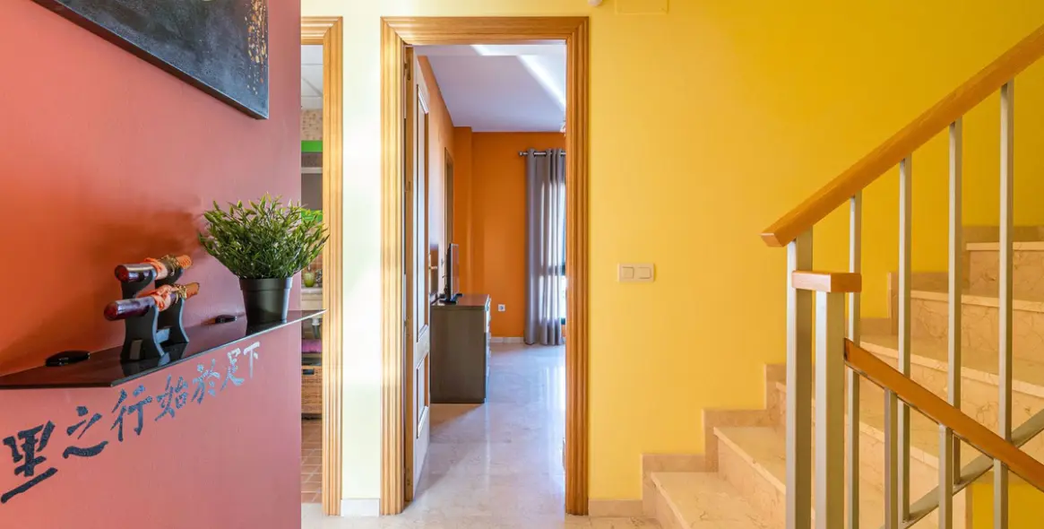 Sale of townhouse in Cancelada 25