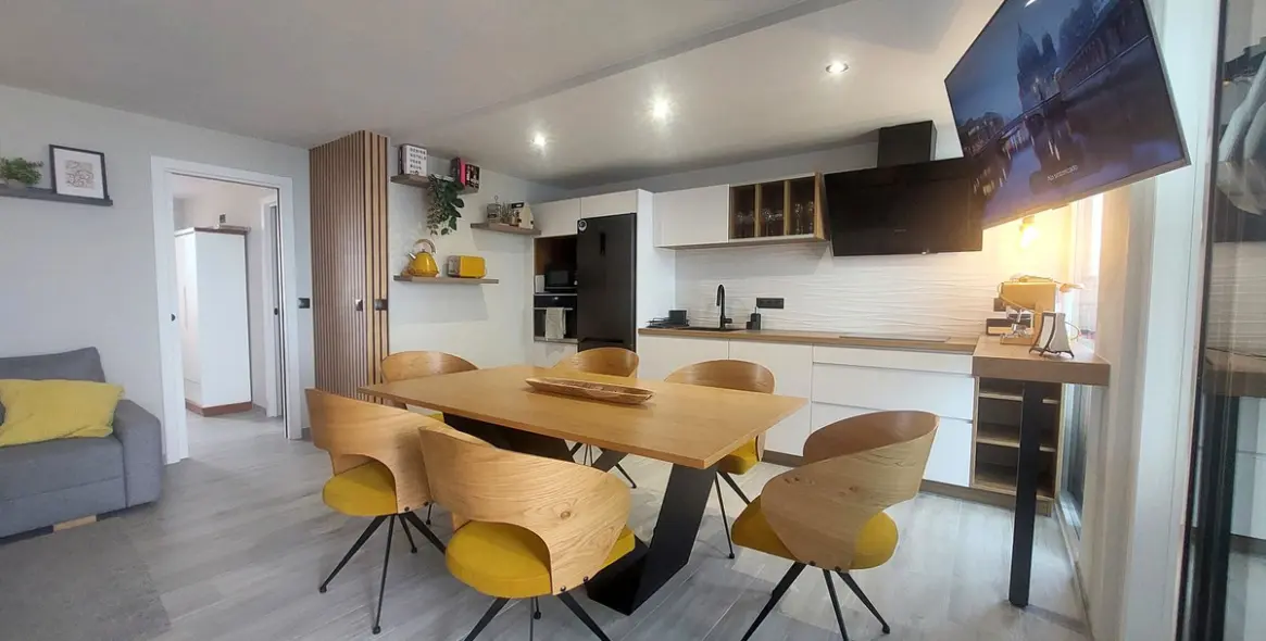 Sale of middle floor apartment in Fuengirola 15