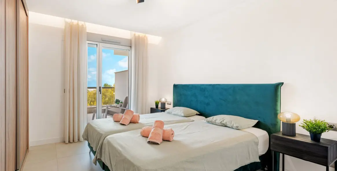 Продажа апартаментов на среднем этаже в La Cala Golf 10