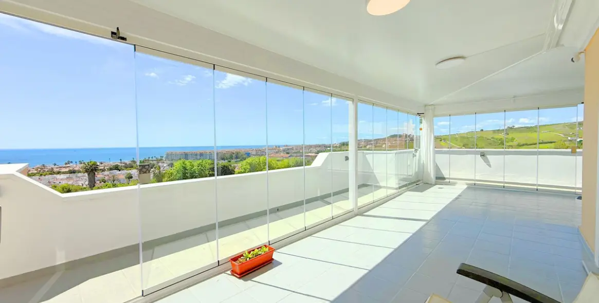 Sale of penthouse in Casares Playa 16