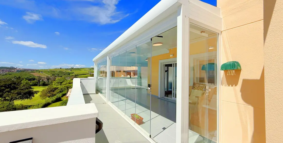 Sale of penthouse in Casares Playa 19