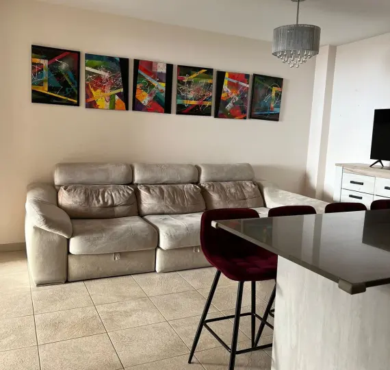 Middle floor apartment R4870597