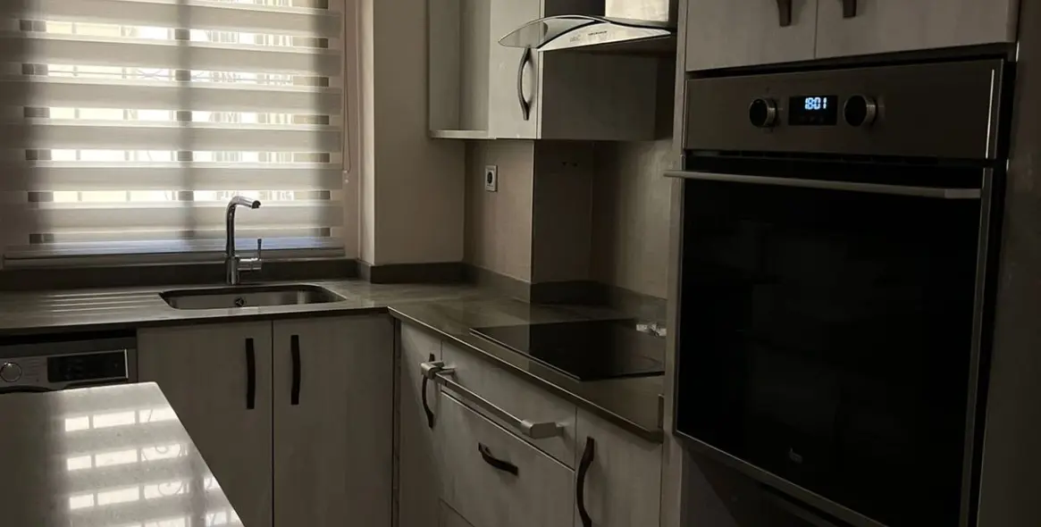 Продажа апартаментов на среднем этаже в Estepona 13