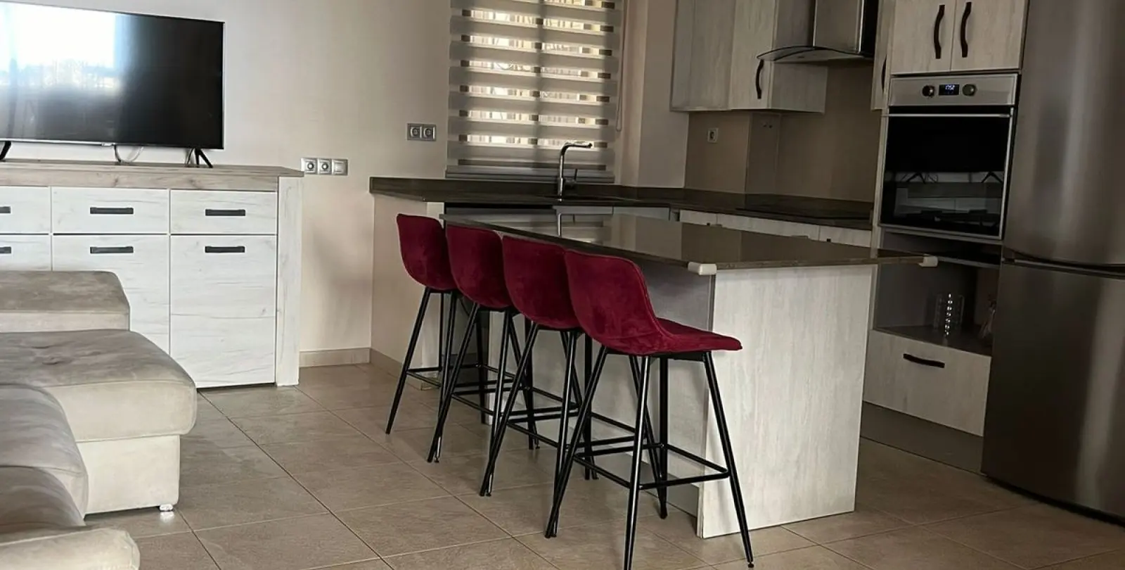 Sale of middle floor apartment in Estepona 5