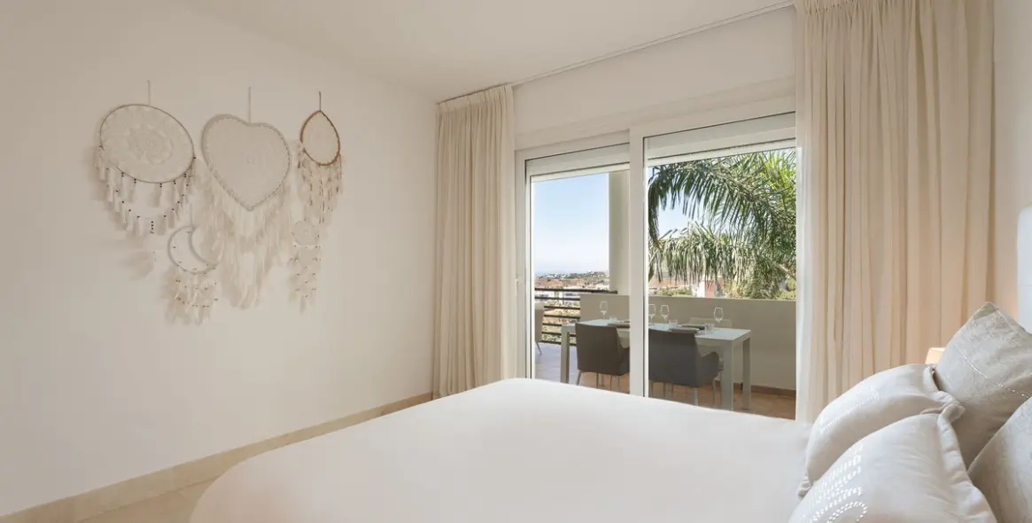 Продажа апартаментов на среднем этаже в Los Almendros 16