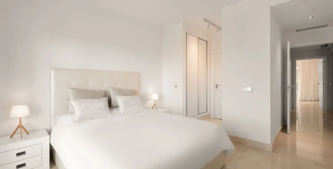 Продажа апартаментов на среднем этаже в Los Almendros 17