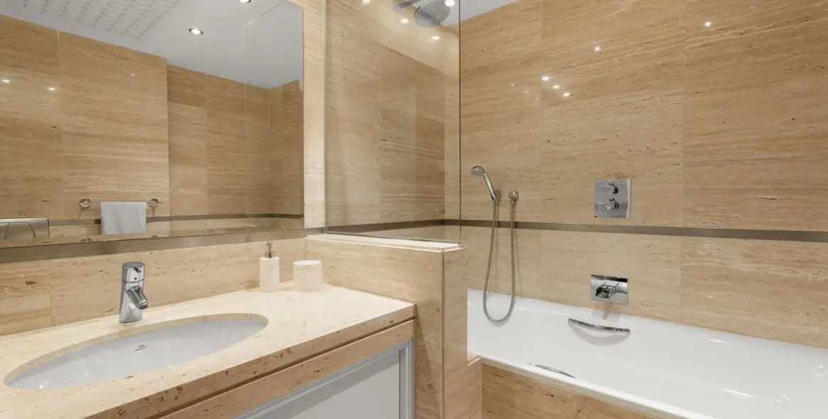 Продажа апартаментов на среднем этаже в Los Almendros 21