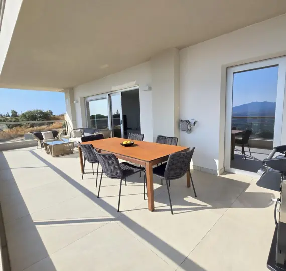 Sale of middle floor apartment in La Cala Golf