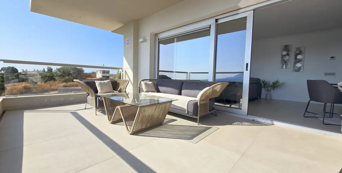 Sale of middle floor apartment in La Cala Golf 12