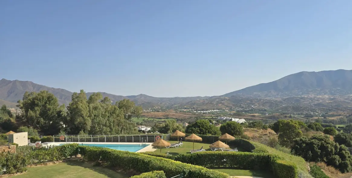 Sale of middle floor apartment in La Cala Golf 14