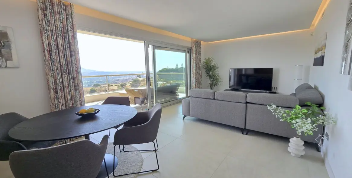 Продажа апартаментов на среднем этаже в La Cala Golf 31