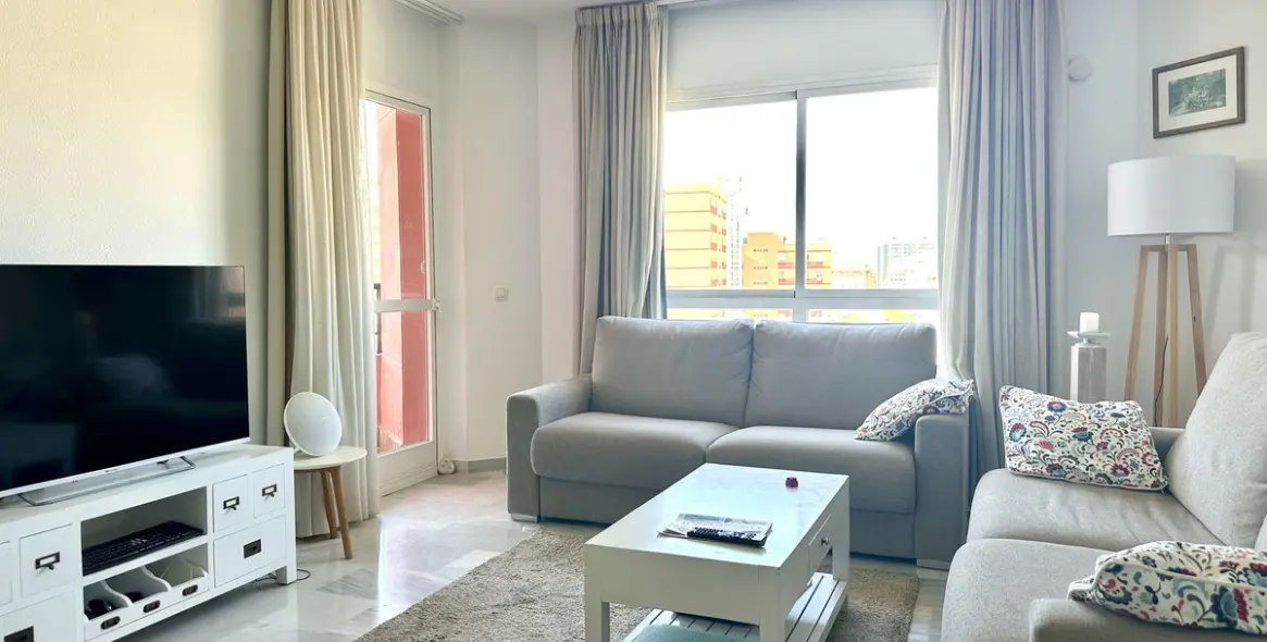 Продажа апартаментов на среднем этаже в Los Boliches 3